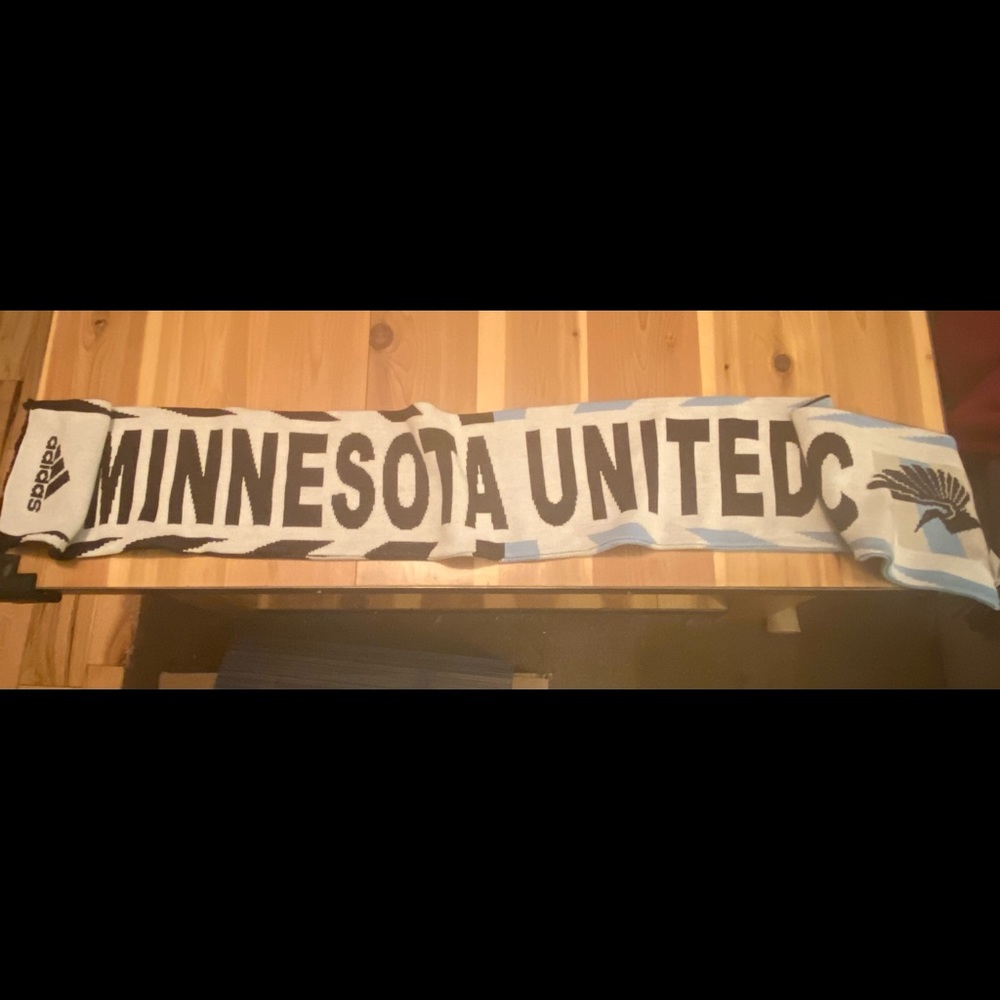 Like new Minnesota United FC scarf